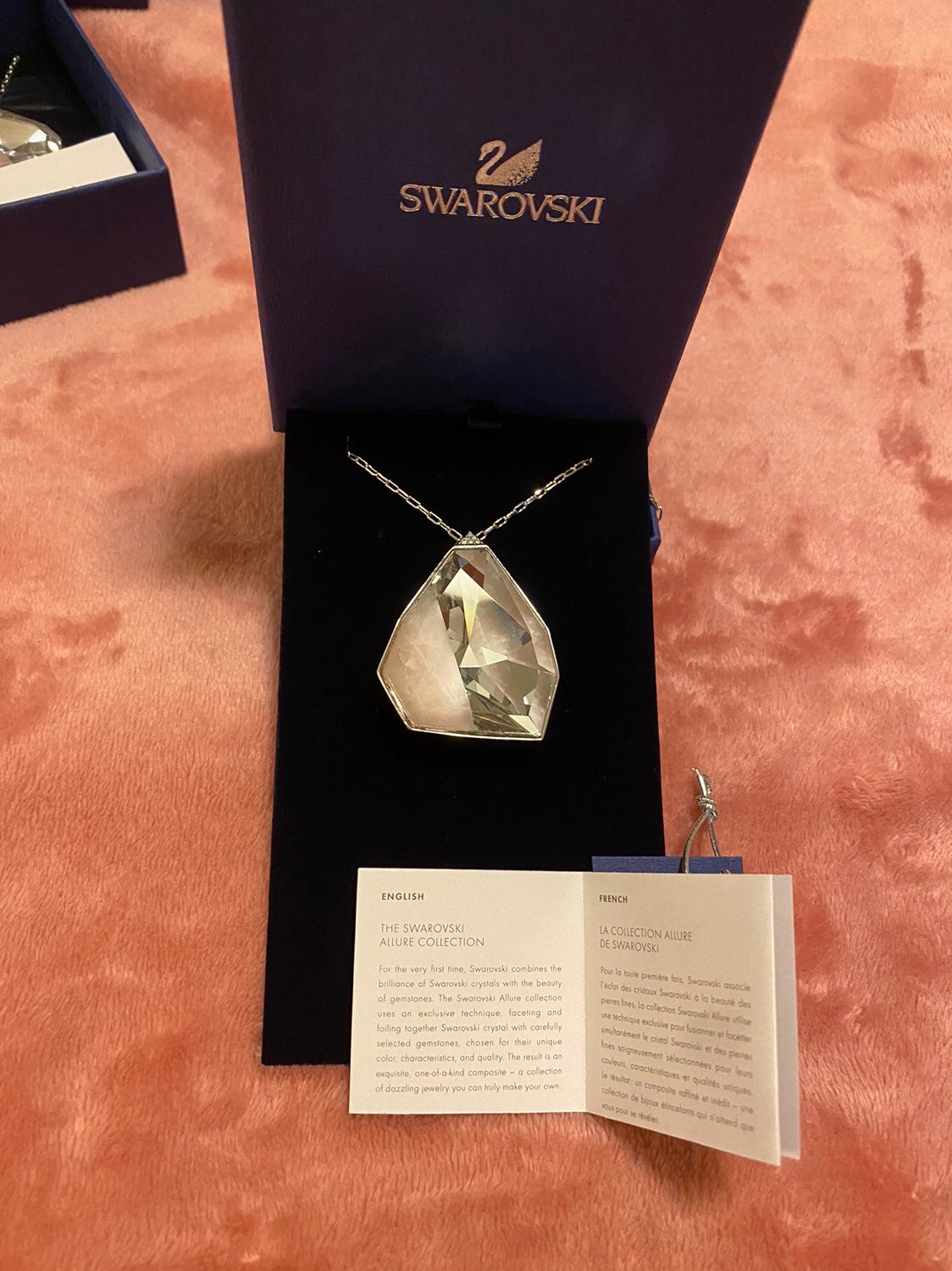 Swarovski Una Collection