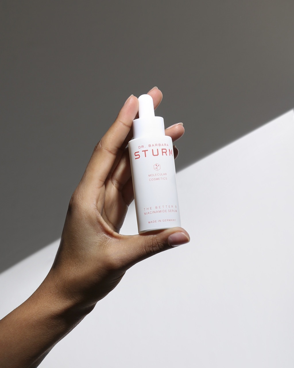 Dr. Barbara Sturm - The Better B Niacinamide Serum - 30 Ml