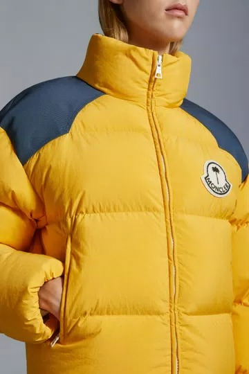 Moncler Nevis Shoert Down Jacket - Yellow & Blue