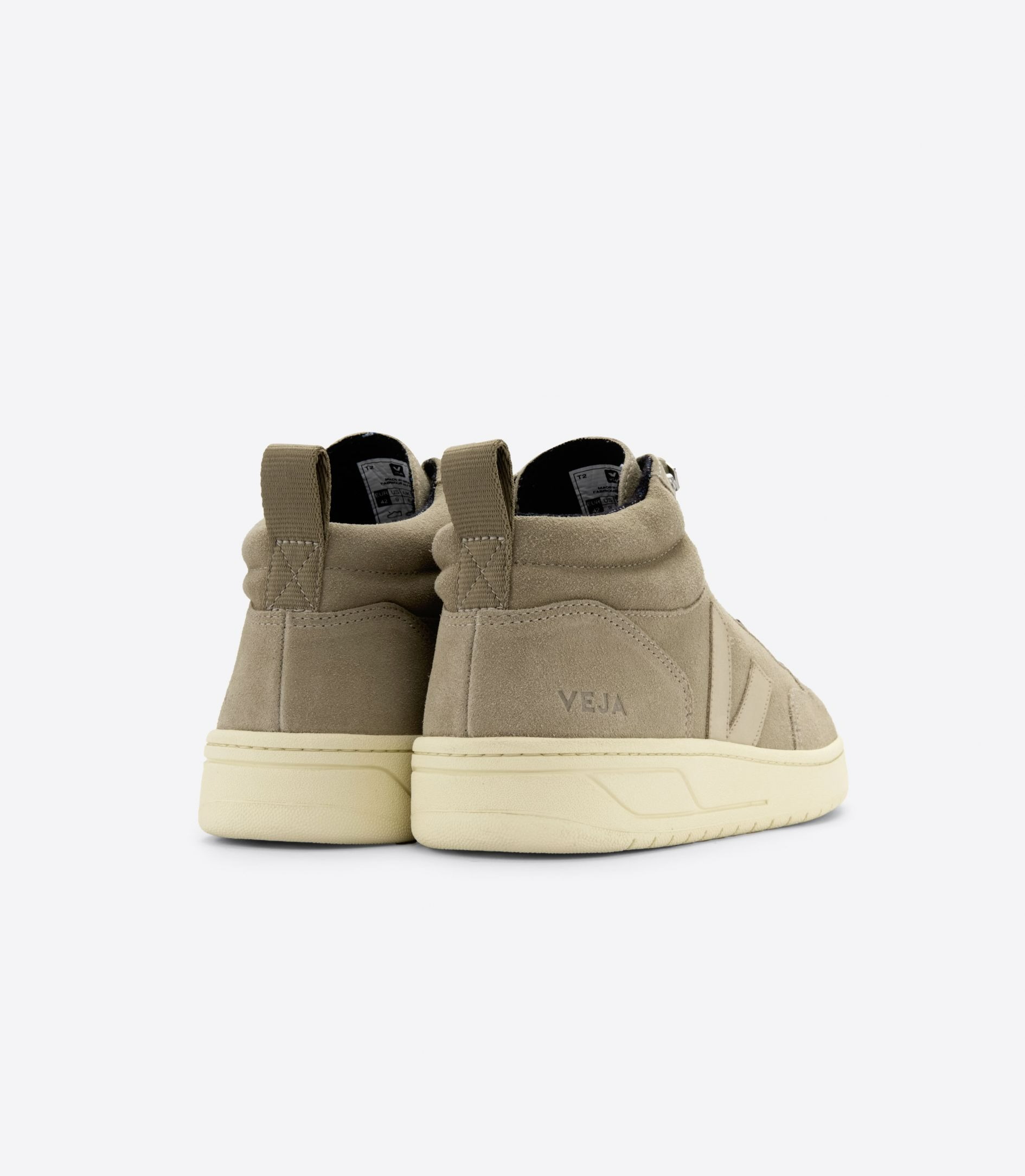 Veja Roraima Suede Dune Almond