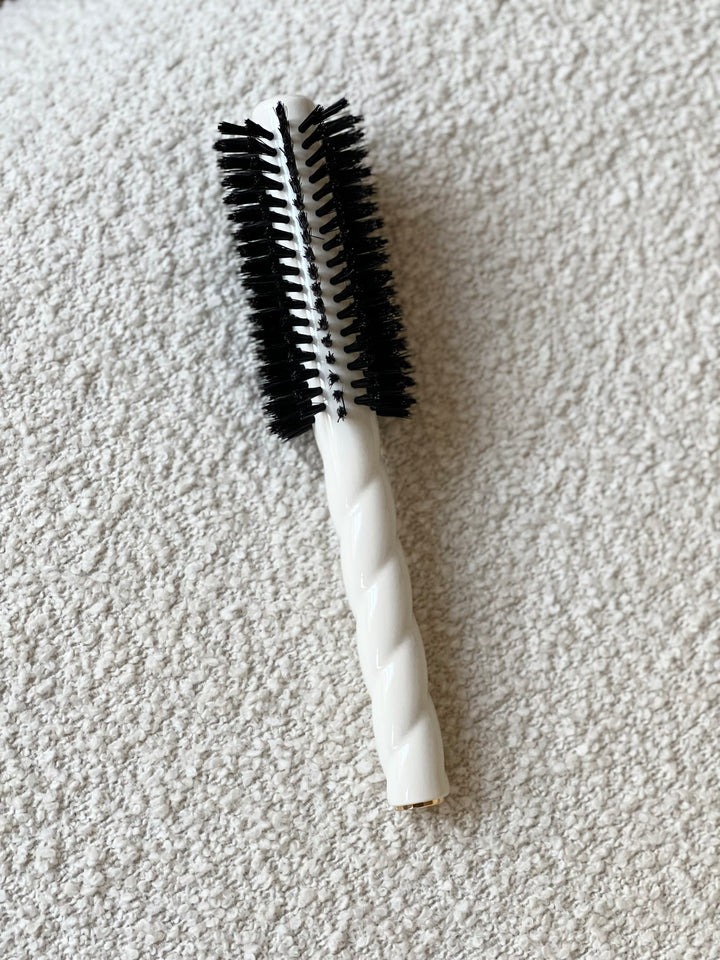 La Bonne Brosse N.05 The Volume & Style Round Styling White Hair Brush