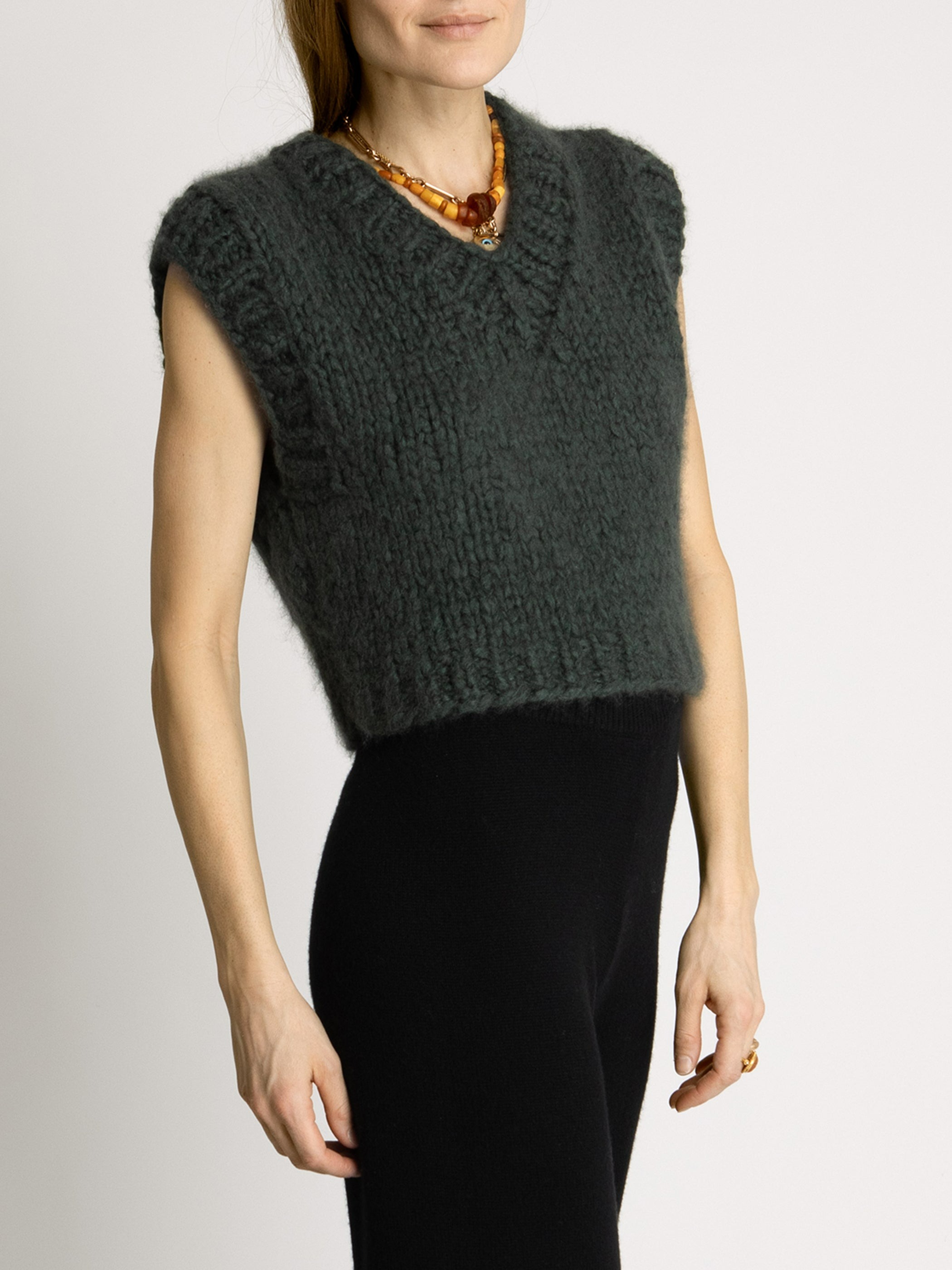 Suzie Kondi The Kavi Vest in Cashmere - Basil