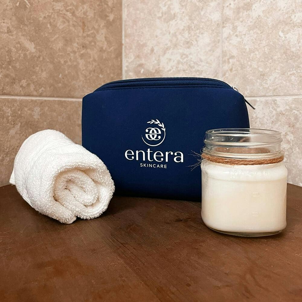 Entera Travel Tote