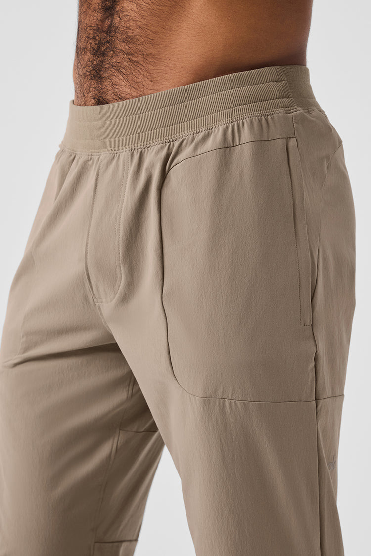 Alo Yoga Co-Op Pant - Gravel