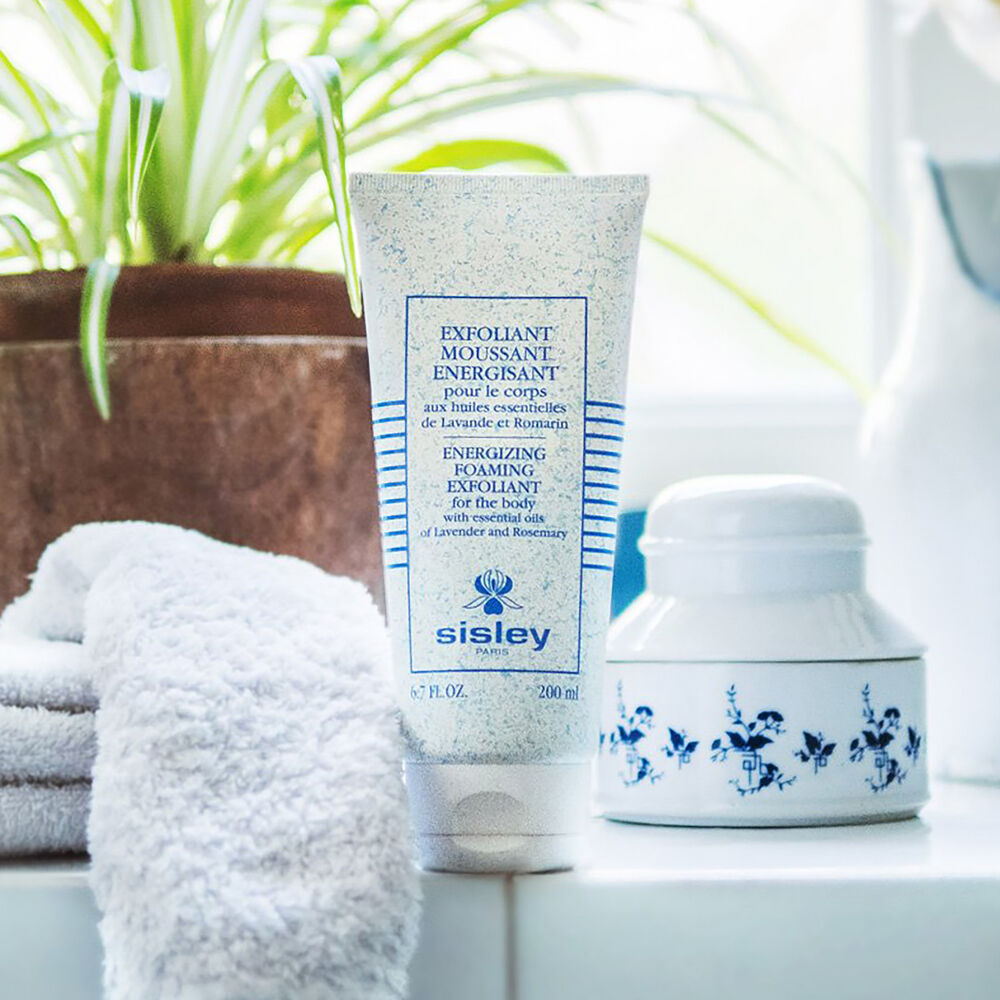 Sisley Paris Energizing Foaming Exfoliant for the Body