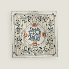 Hermes Les Becanes scarf