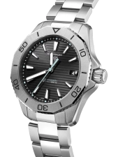 TAG Heuer Aquaracer PROFESSIONAL 200 SOLARGRAPH Black