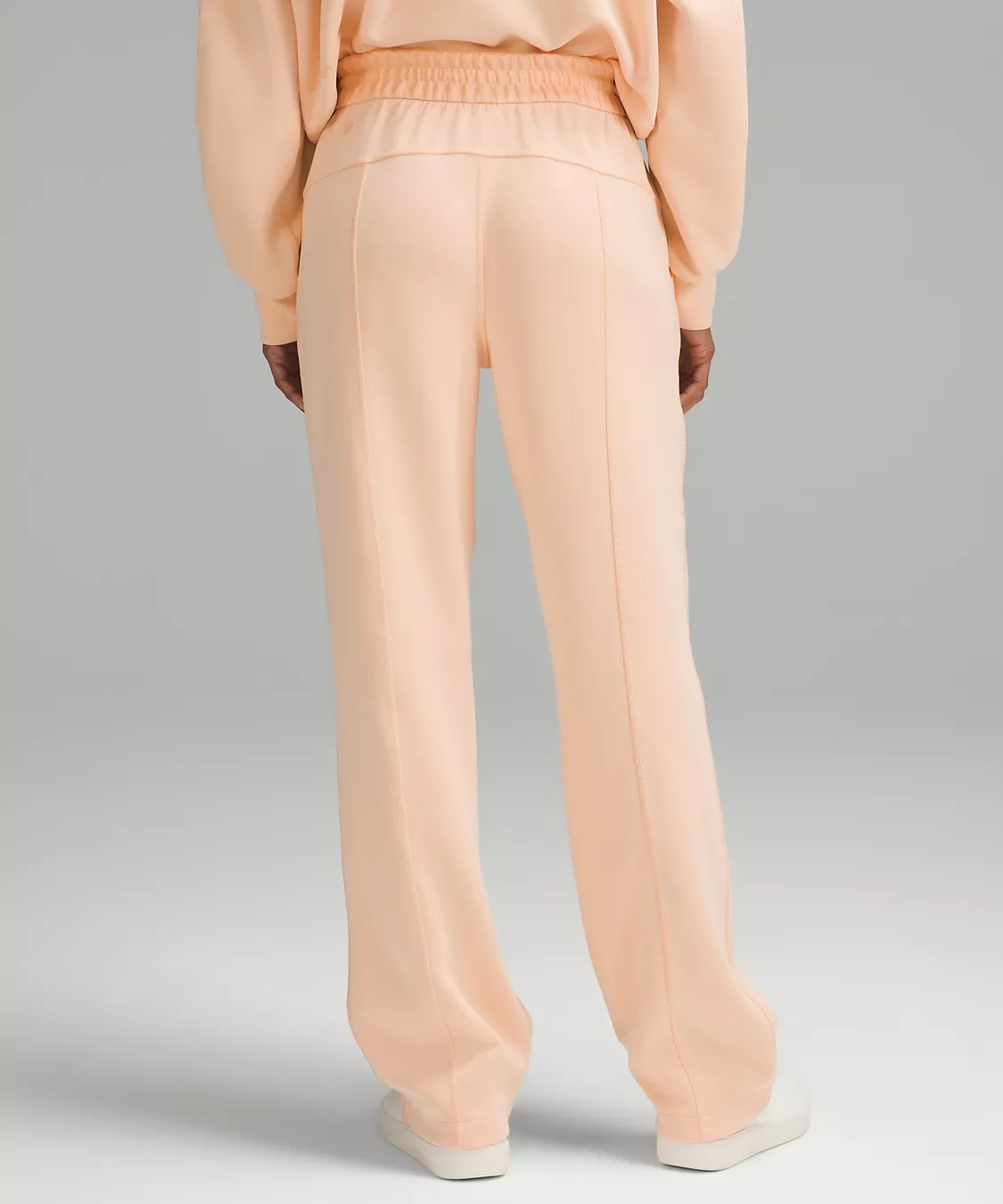 Lululemon Softstreme High-Rise Pant Short Peach Bellini