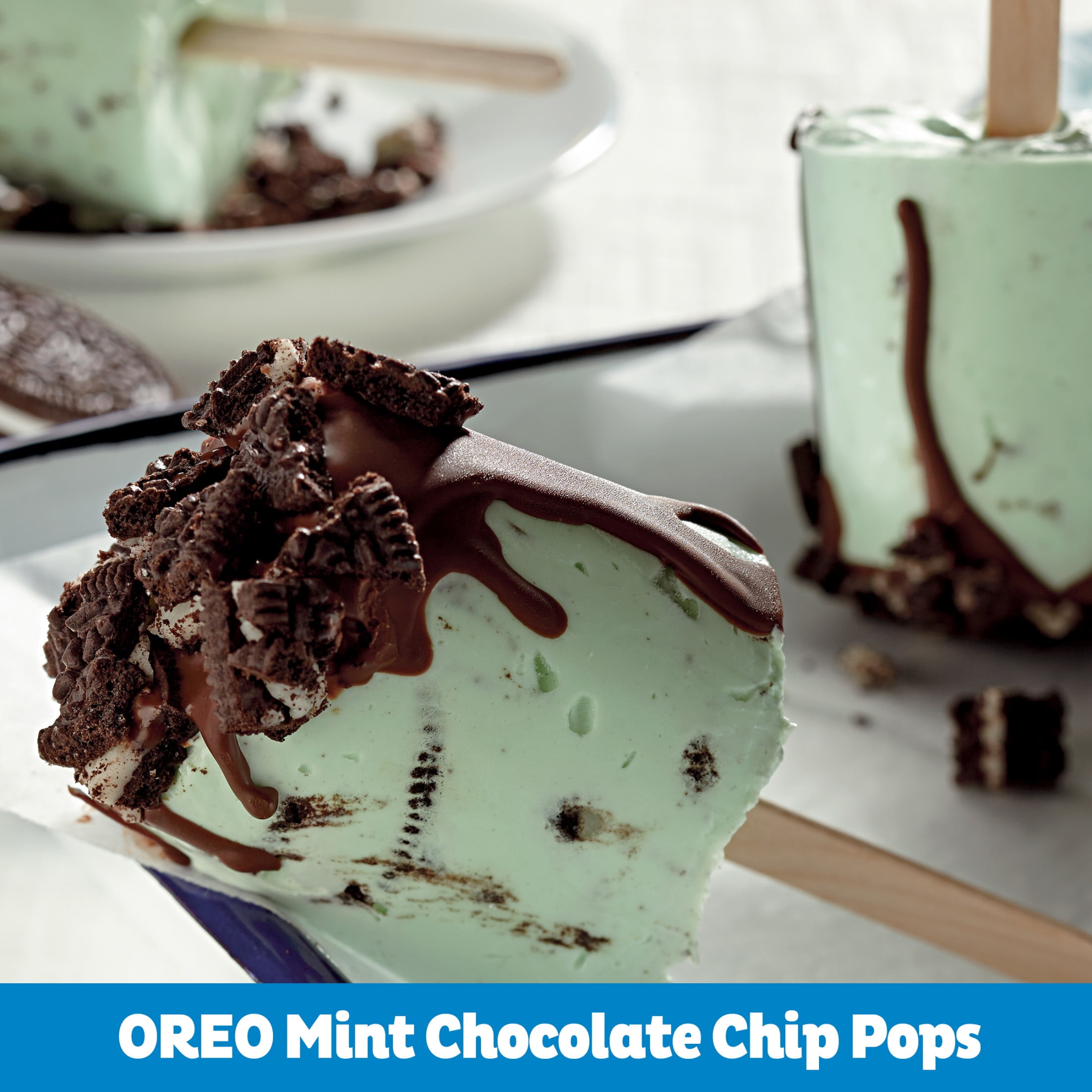 OREO Mint Creme Chocolate Sandwich Cookies Family Size