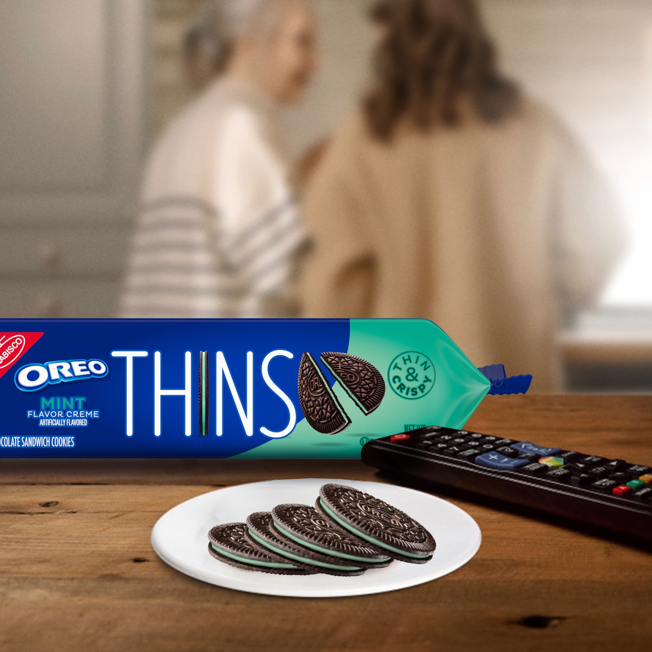 OREO THINS MINT CREME CHOCOLATE SANDWICH COOKIES FAMILY SIZE 11.78 OZ