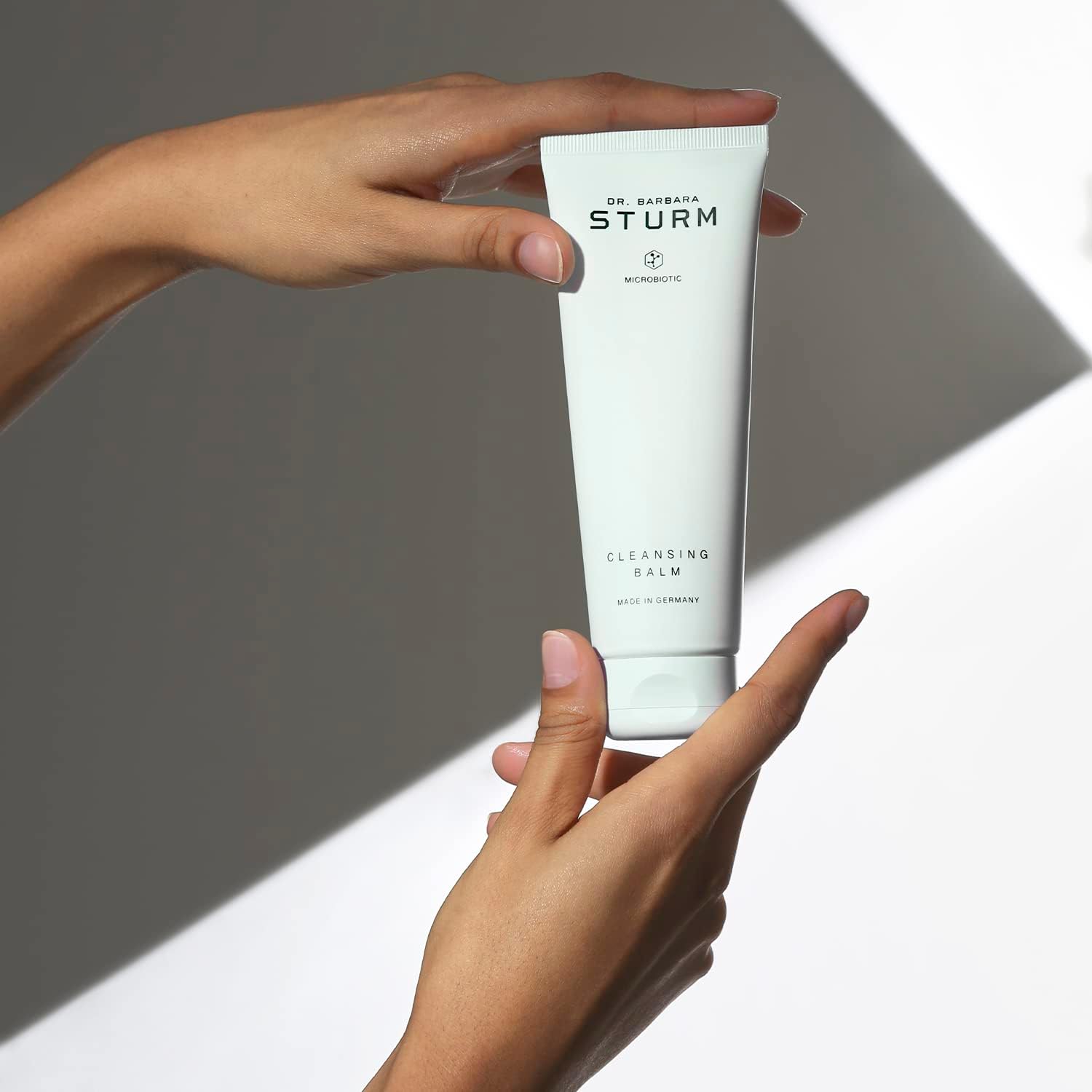 Dr Barbara Sturm B0BZVJRG86 Skin Care Serum