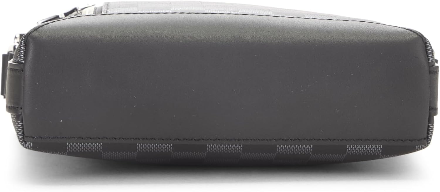 Louis Vuitton Pre-Loved Black Damier Infini Discovery Messenger BB, Black