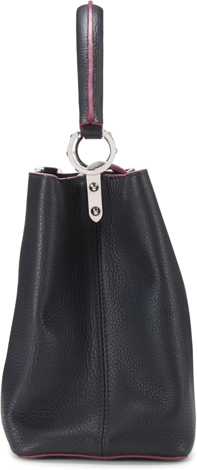 Louis Vuitton Pre-Loved Navy Taurillon Capucines MM, Navy
