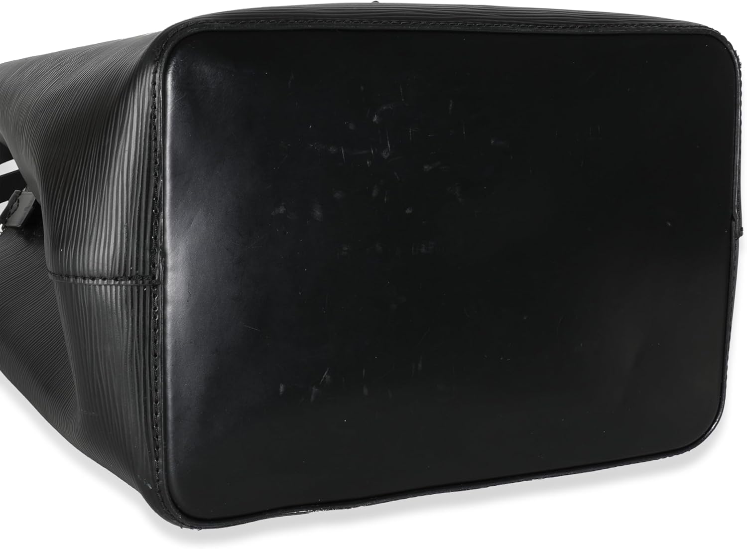 Louis Vuitton Pre-Loved Black Epi NeoNoe MM