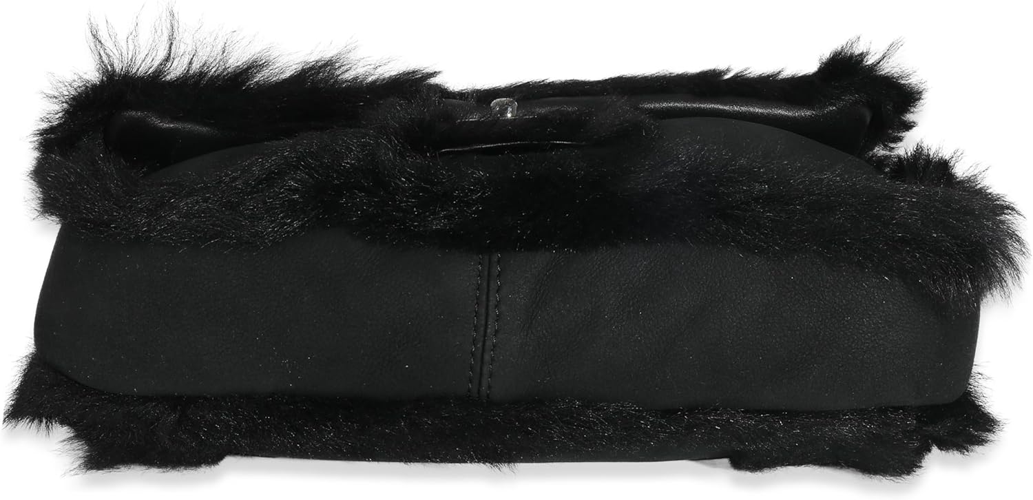 CHANEL Pre-Loved Black Horizontal Stitch Shearling CC Flap Bag