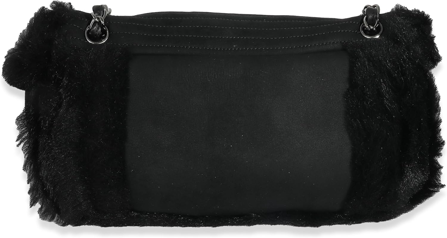 CHANEL Pre-Loved Black Horizontal Stitch Shearling CC Flap Bag