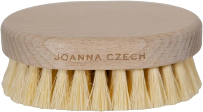 Joanna Czech Beauty Tool