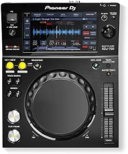 Pioneer XDJ-700 DJ Controller - Compact and Powerful