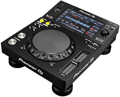 Pioneer XDJ-700 DJ Controller - Compact and Powerful