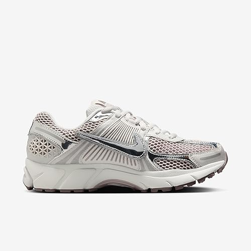 Nike Women's Zoom Vomero 5 Light Silver/Chrome-Light Bone Running Shoes