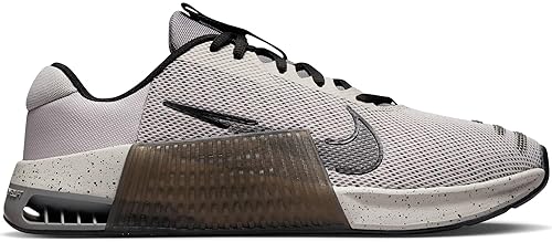 Nike Low-top Men's Sneakers - Stylish and Comfortable Footwear