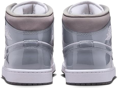 Nike Men's Athletic Shoe - Top Quality Sneaker