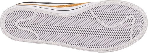Nike Women's Low Top Sports Shoes - Performance and Style