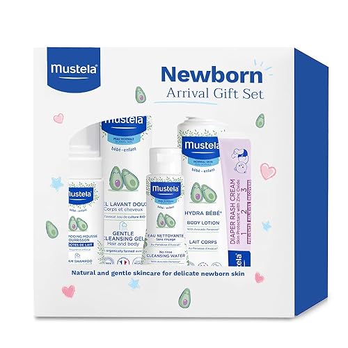 Mustela Newborn Arrival Gift Set: Baby Skincare & Bath Essentials - Natural & Plant-Based - 5 Piece Set"