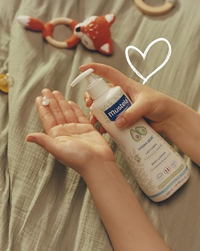 Mustela Newborn Arrival Gift Set: Baby Skincare & Bath Essentials - Natural & Plant-Based - 5 Piece Set"