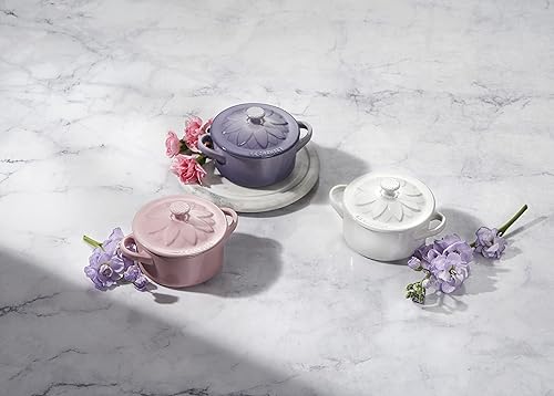 Le Creuset Mini Round Cocotte with Flower Lid, 8oz, White - Stoneware