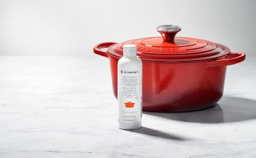 Le Creuset Cast Iron Cookware Cleaner, 8.45 oz - Enameled Finish