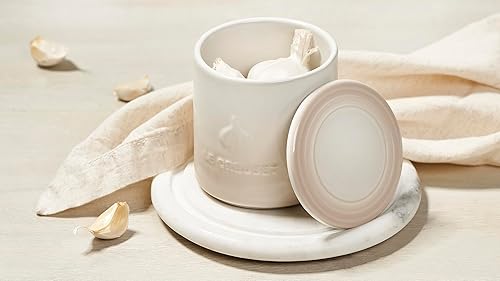 Le Creuset Stoneware Garlic Keeper, 14 oz, White - Kitchen Storage Essential
