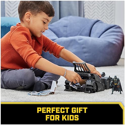 Spin Master DC Comics Crusader Batmobile Playset with Batman Figure, Kids Toys Ages 4+