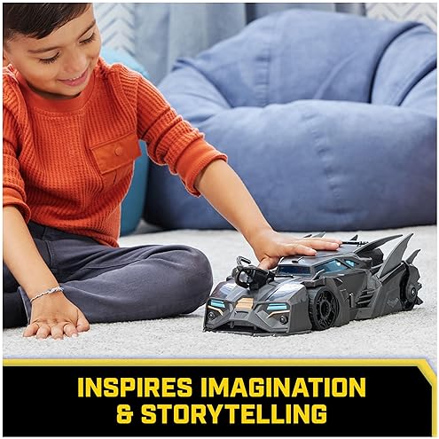 Spin Master DC Comics Crusader Batmobile Playset with Batman Figure, Kids Toys Ages 4+