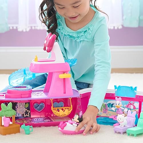 Disney Junior Minnie Mouse Bowdazzling Yacht Playset with Lights & Sounds - 16-Piece Set for Kids 3+