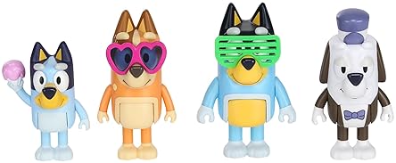 Moose Toys Bluey Escape Convertible Vehicle Set with 4 Figures and Accessories | Amazon Exclusive