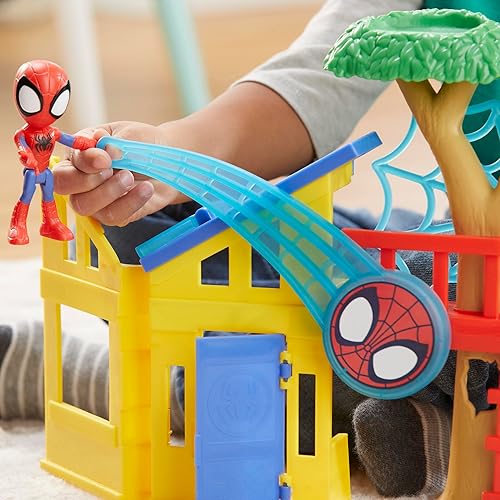 Marvel Spidey Playground Playset with 4-Inch Action Figure for Kids 3+