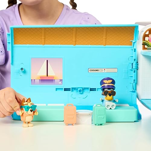 MOOSE TOYS Bluey Transforming Plane Playset with The Heelers - 3-in-1 Resort & Boat, 25+ Sounds, 5 Figures
