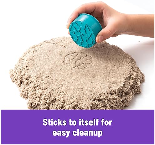 Spin master Kinetic Sand Box Set with 2lbs Play Sand, Molds & Tools - Sensory Toys for Kids 3+