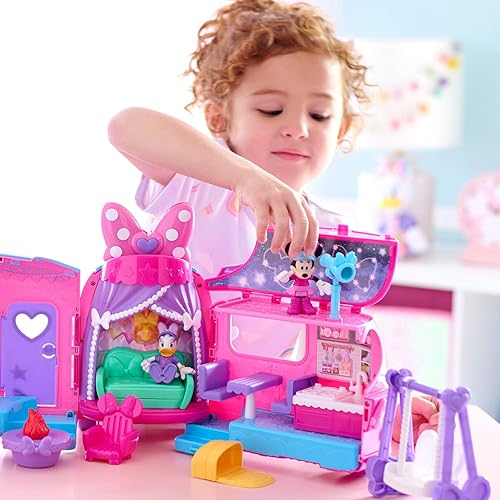 Just Play Disney Junior Minnie Mouse Bows-A-Glow Rolling Glamper Playset, 13-Piece Figures, Kids Toys, Amazon Exclusive