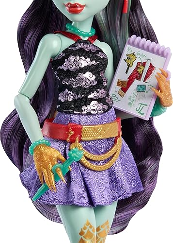 Mattel Monster High Jinafire Long Doll with Dragon Pet and 7 Accessorie
