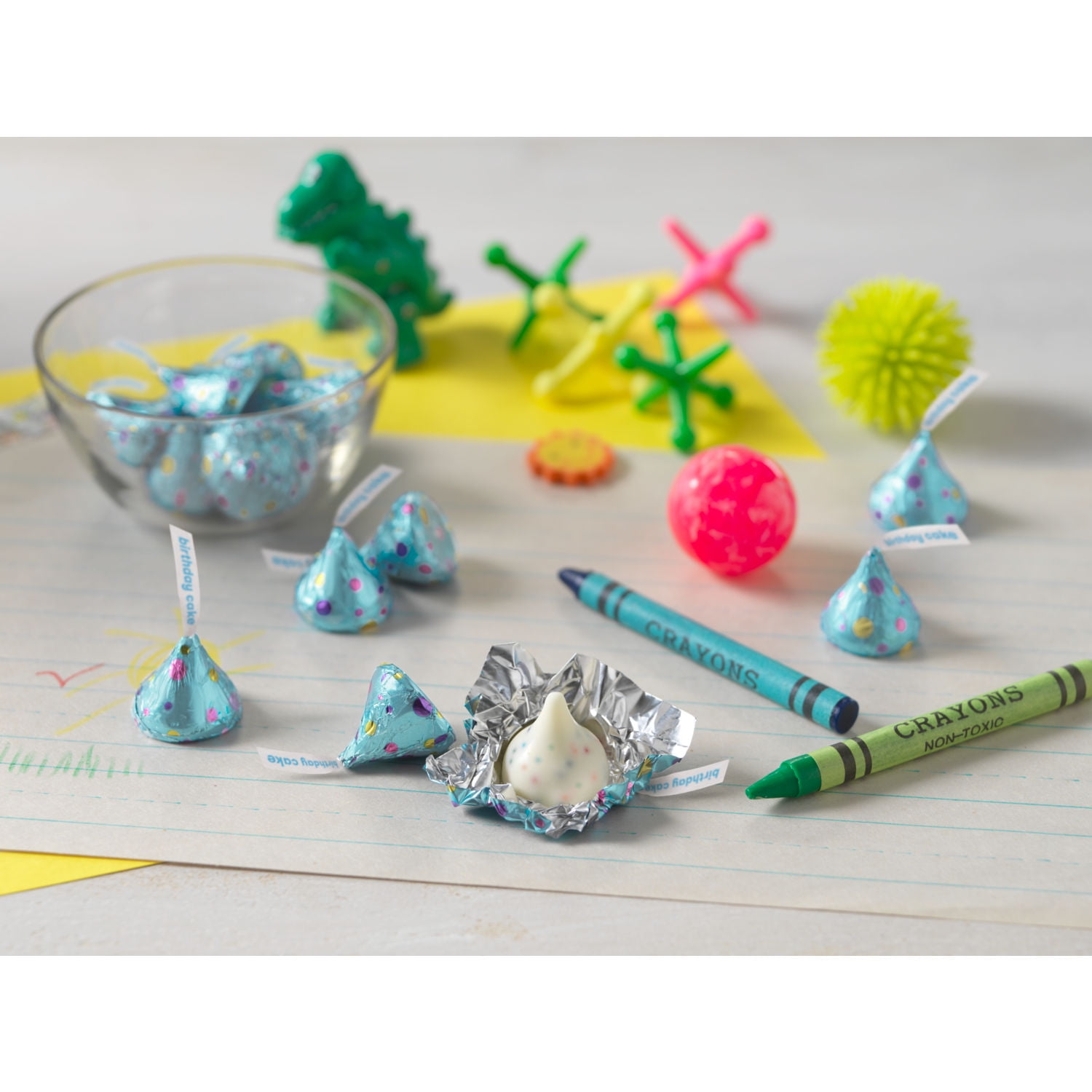 Hershey's Kisses Birthday Cake Candy, Share Pack 10 oz