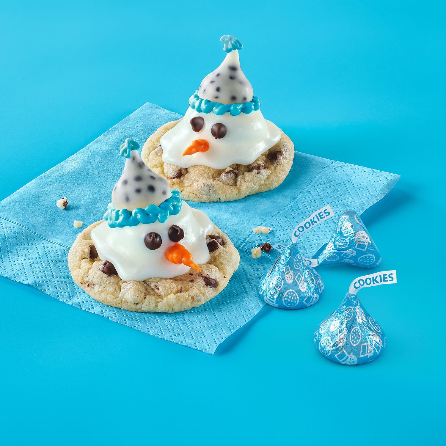 Hershey's Kisses Cookies 'n' Creme Christmas Candy 9 oz Bag