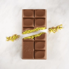 Godiva Dubai Milk Chocolate with Kadayif, Pistachio Crunch 6.35 oz (180g)