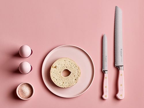 Wüsthof Classic Pink Himalayan Salt 9" Double Serrated Bread Knife - Pink Salt Blade
