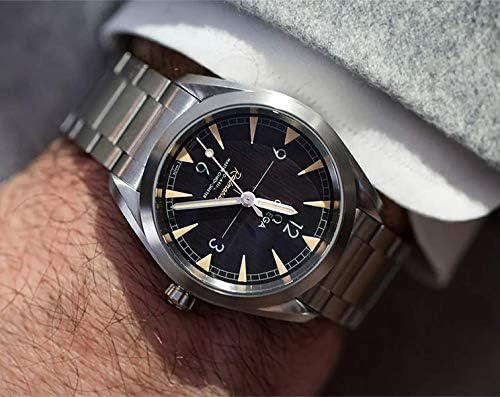Omega Seamaster Railmaster Men's Automatic Watch - 220.10.40.20.01.001