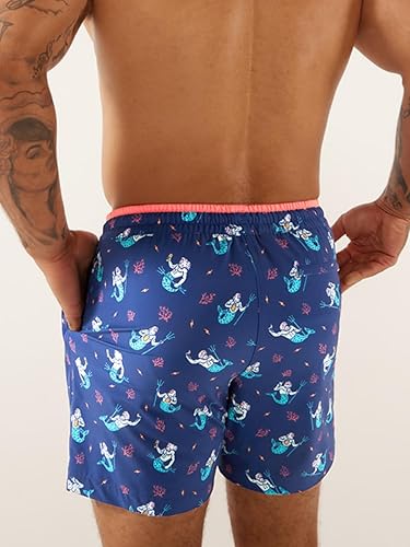 CHUBBIES MEN'S SWIM TRUNKS: 5.5” BEACH SHORTS WITH 4-WAY STRETCH & MESH LINING