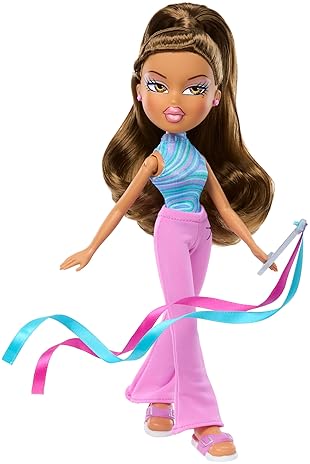 MGA ENTERTAINMENT BRATZ PLAY SPORTZ YASMIN GYMNASTICS FASHION DOLL WITH ACCESSORIES KIDS TOY GIFT SET