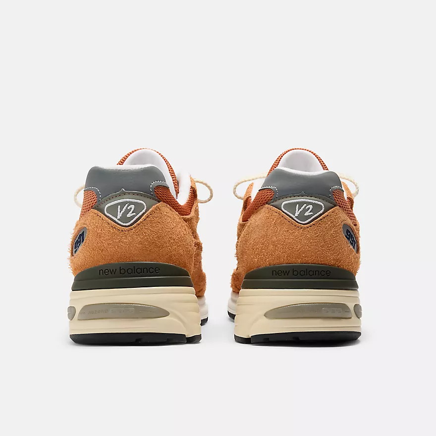 NEW BALANCE MADE IN UK 991V2 GROUNDED PASTELS