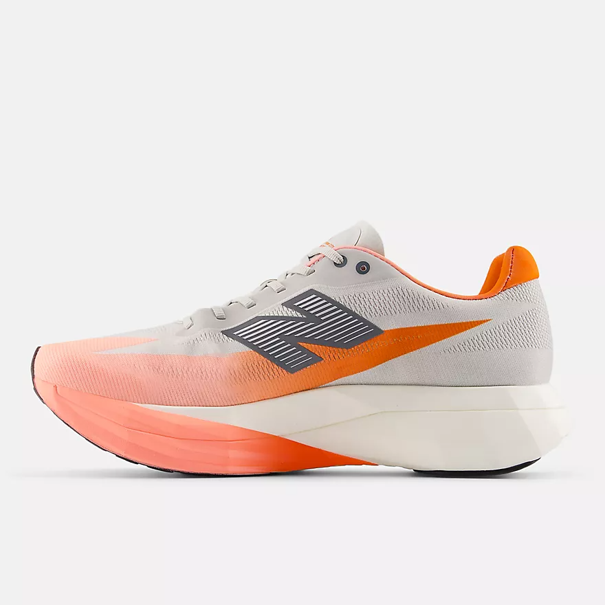 NEW BALANCE TCS NYC MARATHON FUELCELL SUPERCOMP ELITE V5